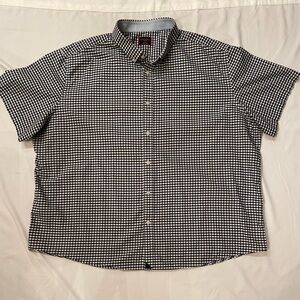 UNTUCKit button up short sleeve shirt button down collar size 2X black& white